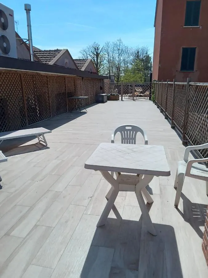 J13 Appartamento con SPA Privata Pavia